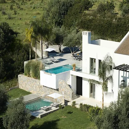 Magnificent Crete 4 Bedrooms Anthos Two Large Private Pools Jacuzzi Bbq Close To The Rethymno 别墅 *