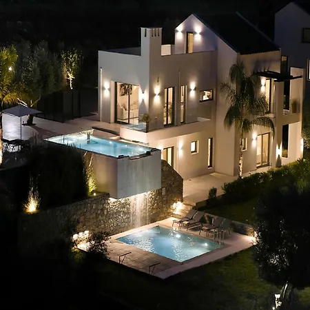 Magnificent Crete 4 Bedrooms Anthos Two Large Private Pools Jacuzzi Bbq Close To The Rethymno
